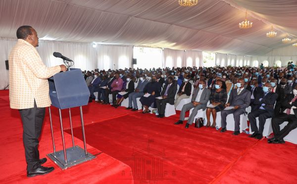 Uhuru urges KTDA to increase value addition to Kenyan tea