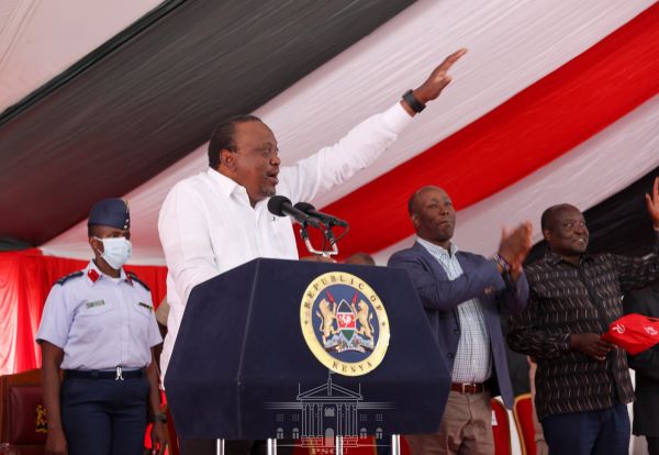 Uhuru urges Kenyans to embrace peace and Unity