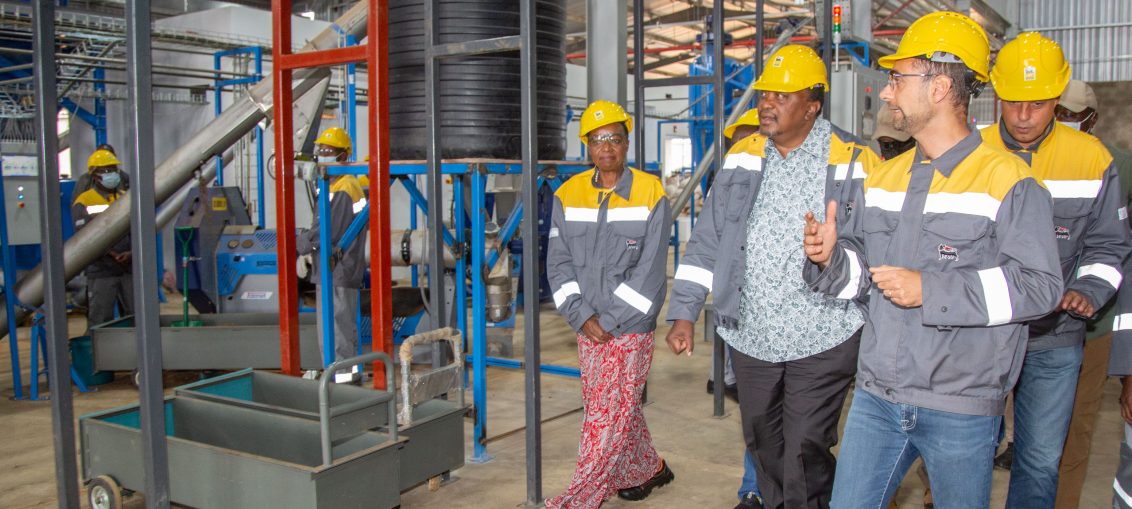 President Kenyatta inspects Kenya’s first agri-hub