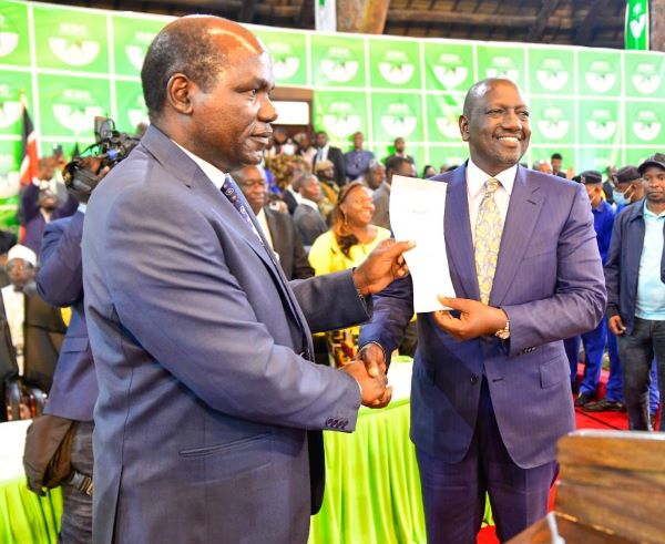 Ruto dismisses Odinga petition says he wants a handshake